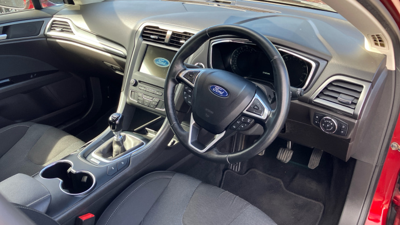 Ford Mondeo 2.0 TDCi Titanium 5dr Diesel Hatchback